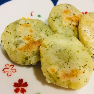 手づかみ食べにも♪青のり芋もち